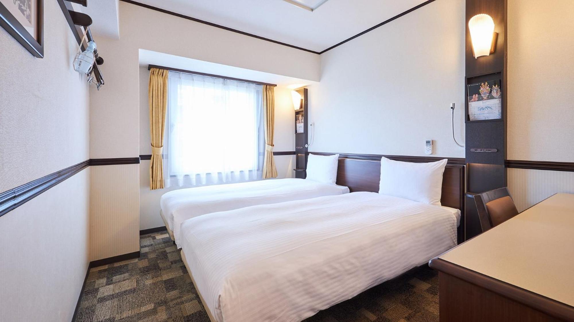 Toyoko Inn Tokyo Ueno Tawaramachi Eki Exterior photo
