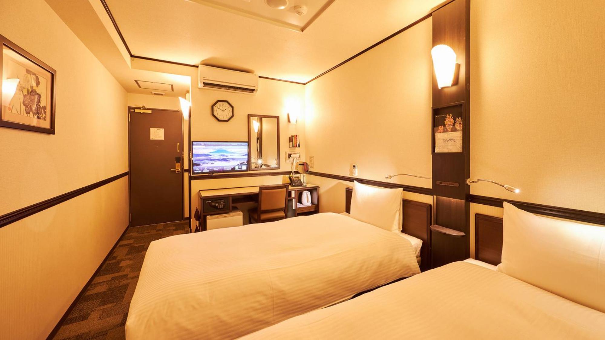 Toyoko Inn Tokyo Ueno Tawaramachi Eki Room photo